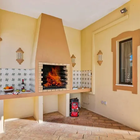 Racanda By ヴィラ *